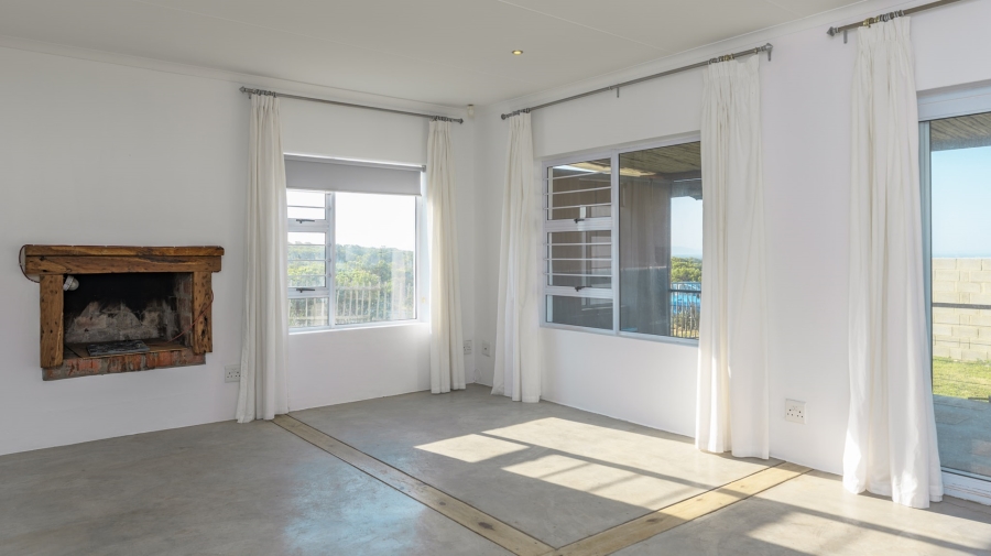 To Let 2 Bedroom Property for Rent in Oceanview Heights Western Cape